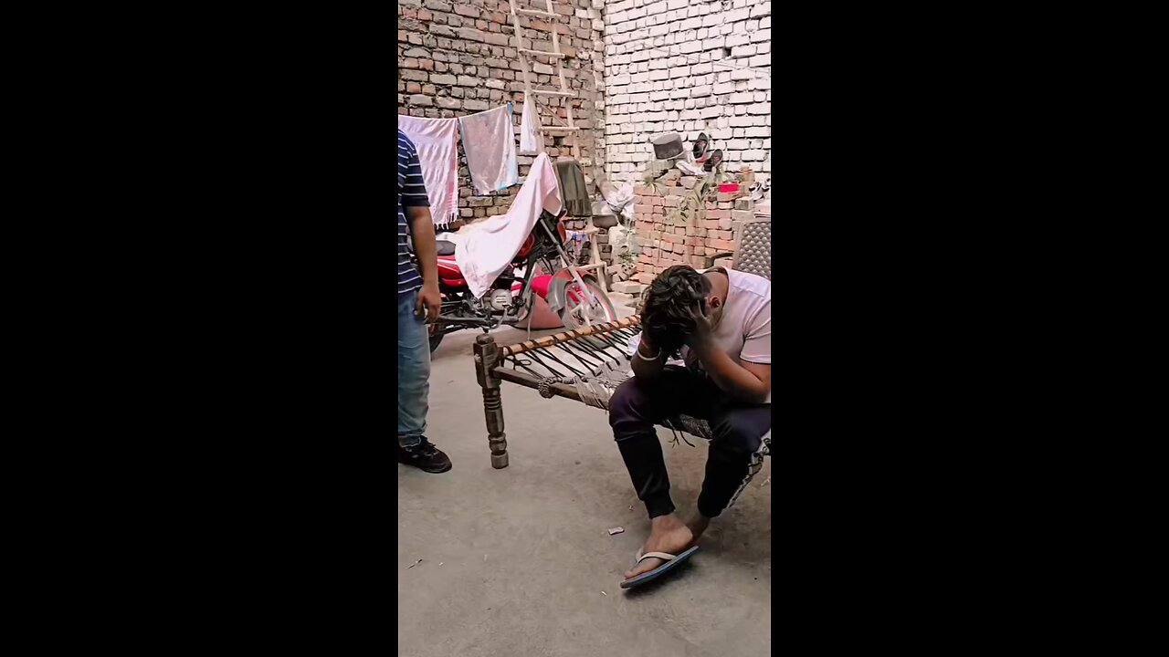 क्या हुआ भाई रो क्यों रहे होक्या हुआ भाई रो क्यों रहे हो