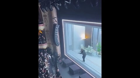 drake performs god plans live for the first time in 5 years