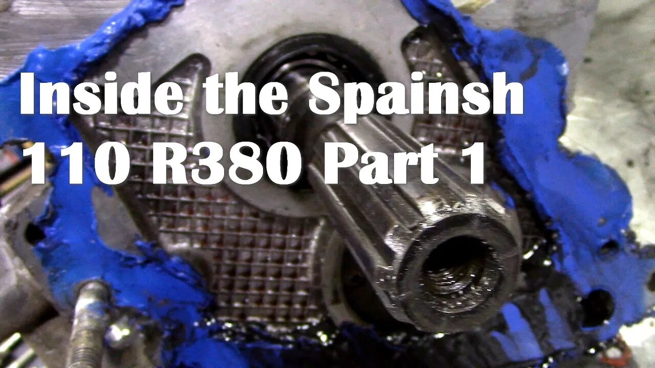 Having a look at the Spanish 110 gearbox Part 1 strip down