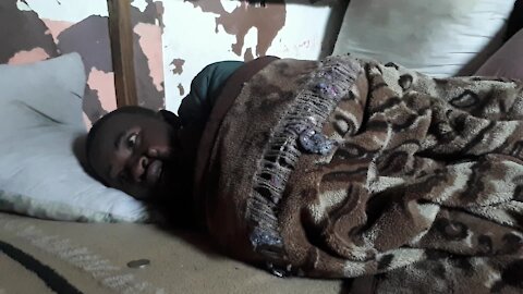 SOUTH AFRICA-Cape Town - Asanda Manono(video) (p5A)