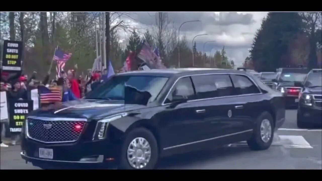 Easter Bunny Saves, Crazy pilot, Jen loses it, Sam and world hunger #trending #comedy