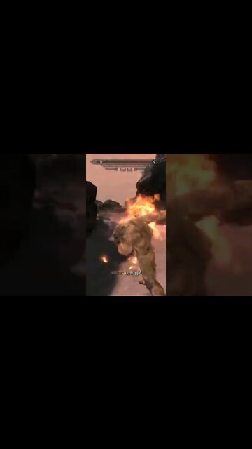 Frost Troll Attacks I throw Fire #skyrim