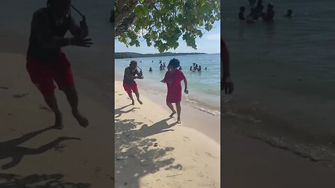 Funny Jamaican Pranks #prank #jamaica #funny #comedy #shortvideo #funnyvideo #funnycomedy #laugh