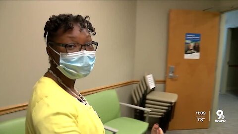 How one woman's personal cell number helped hundreds secure a vaccine