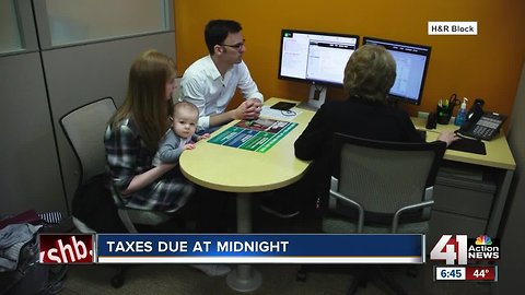 Tax day: Is it better to file today, or ask for an extension?