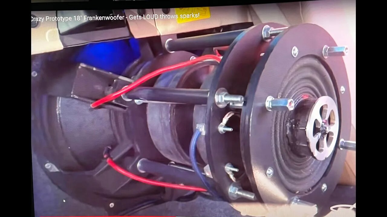 crazy “Frankenwoofer” bassin’ so hard it throw’s sparks! 🔊 🔊 💥 💥