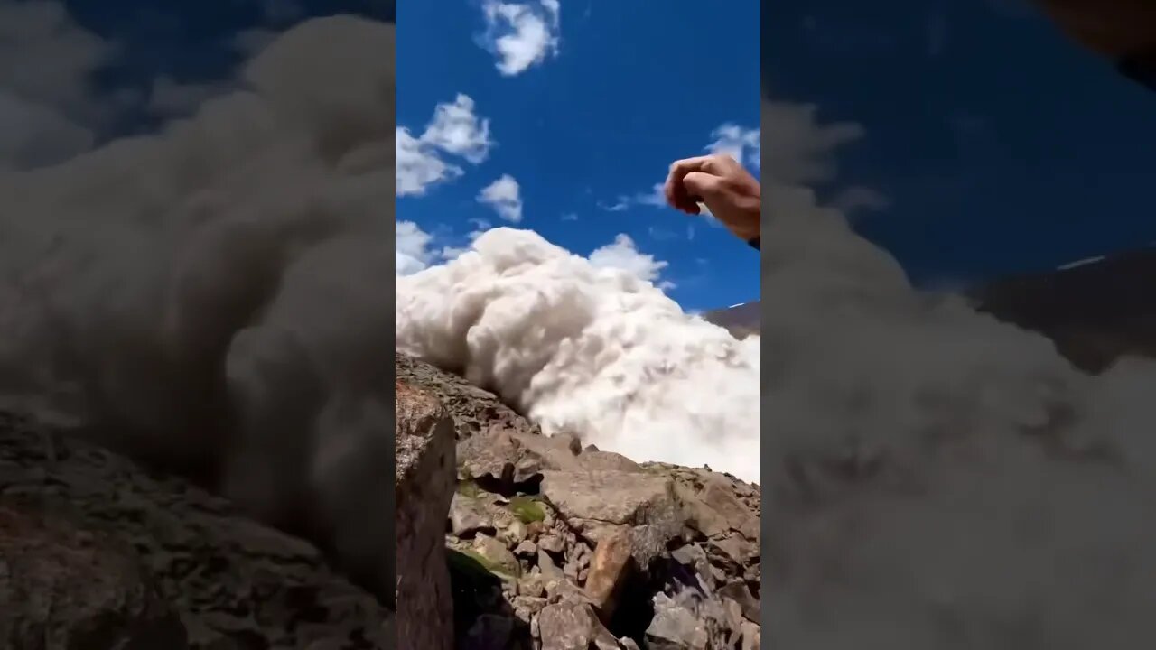 Imagine This Avalanche Coming At You! 😲