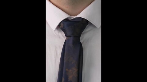 The Tie to wear when you are told not to wear a tie. (How to tie a Murrell Knot)