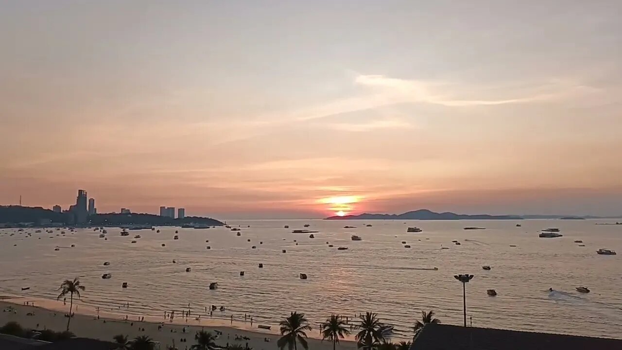 Sunset in Pattaya, Thailand January 2023