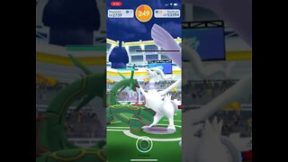 Pokémon Go - Raid Battling Reshiram