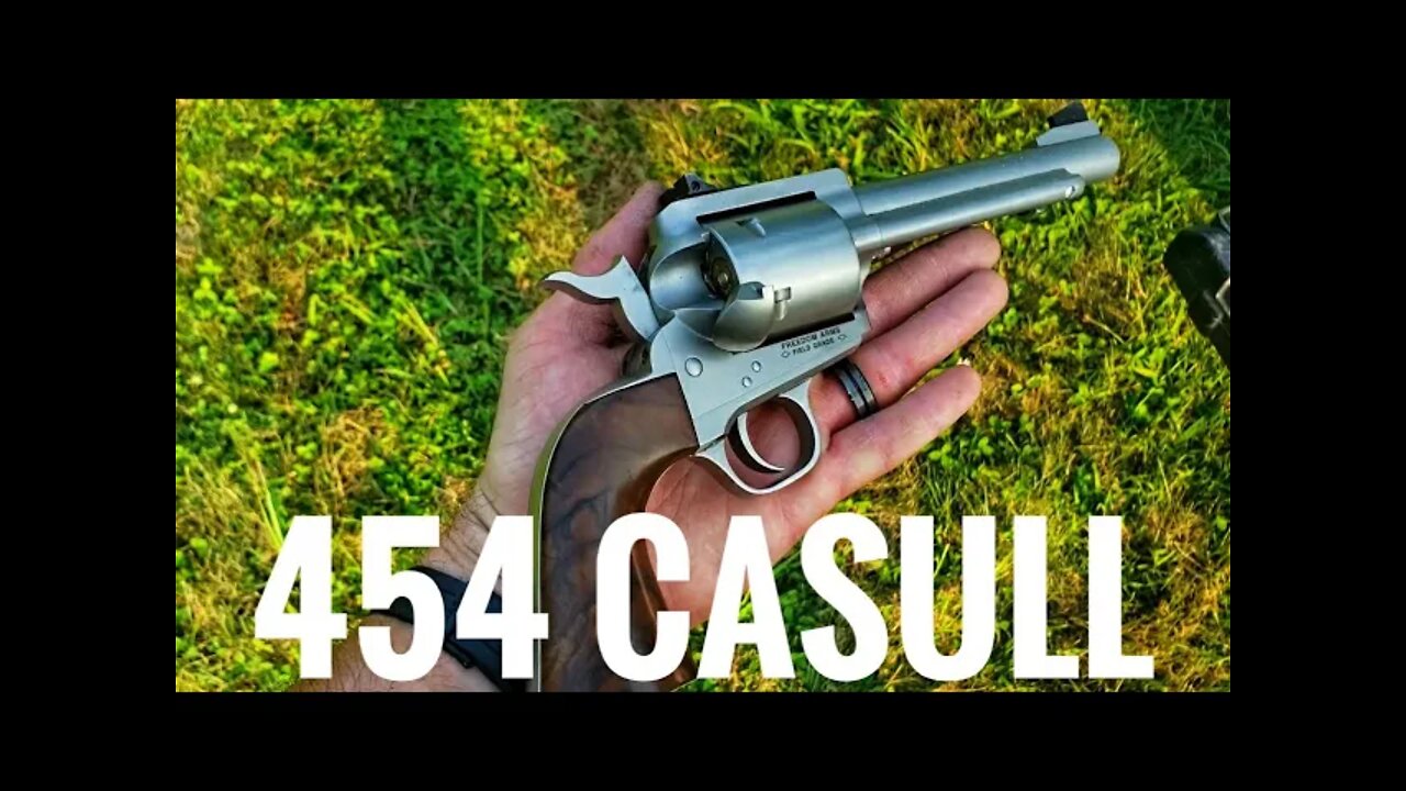 A Dummy Shoots Some 454 Casull - Freedom Arms Model 83 Field Grade 5 Shot Revolver + 335gr Bullets!