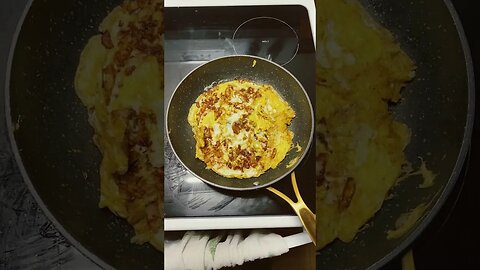 Thanksgiving Omlet?! #shorts