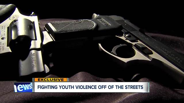 Cleveland police, city discuss new approach to handling youth violence