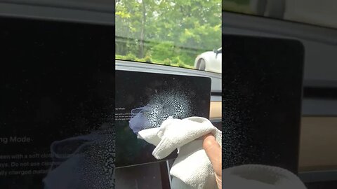 HOW TO CLEAN A TESLA SCREEN #vlog #detailing #carcleaning #viral #video #share #car #fyp #fypシ #FY