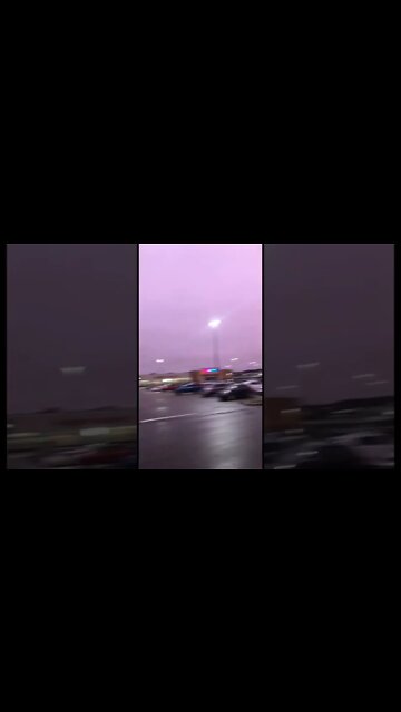 Eerie purple sky in the evening