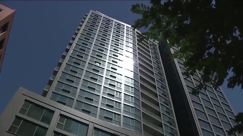 Judges rule downtown Denver luxury apartment breached contract by serving tenants notices to vacate