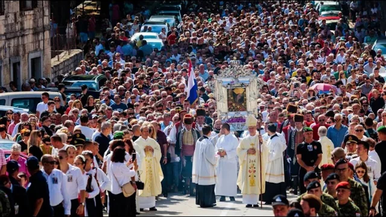 Procesijom i misom obilježena je središnja proslava blagdana Velike Gospe u Sinju