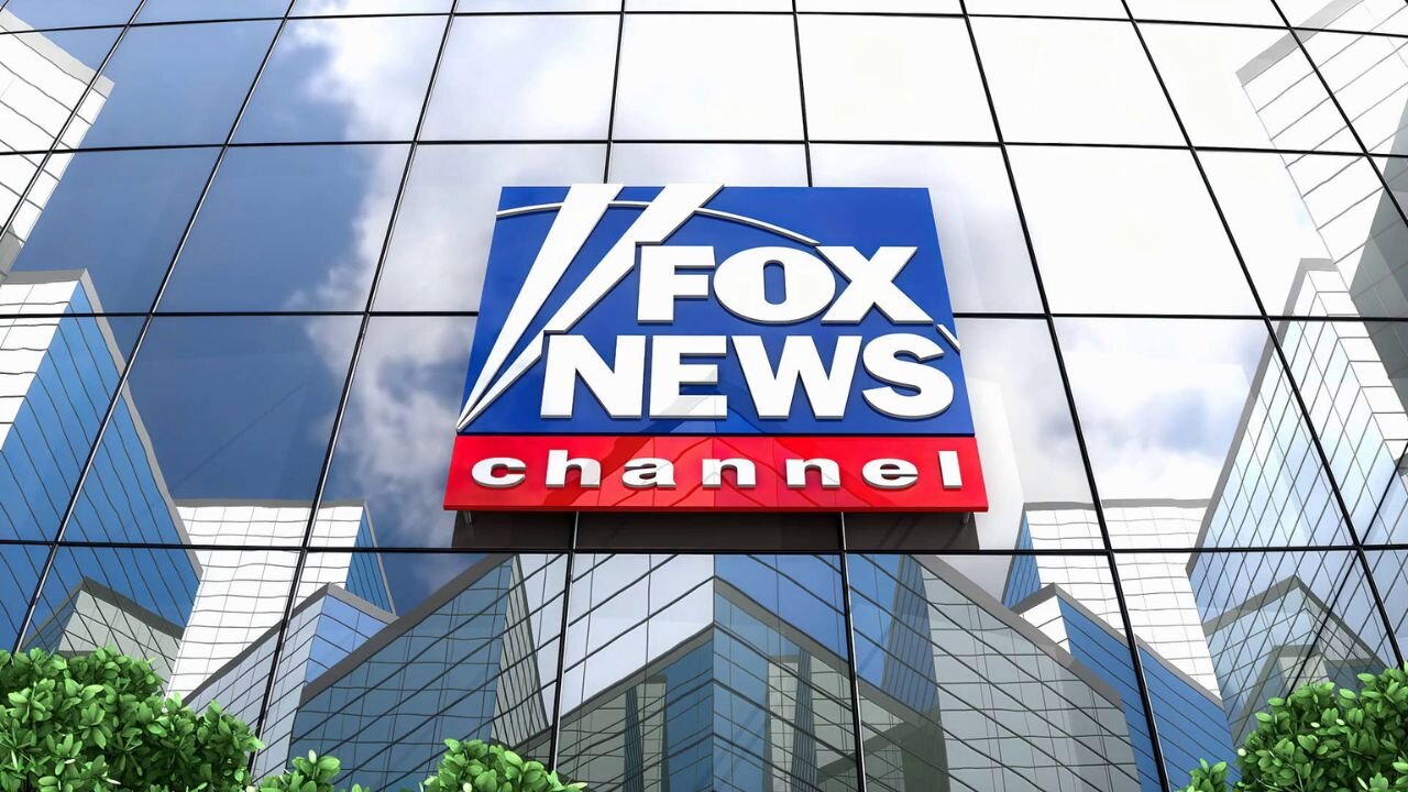 Fox News Bombshell - They Just Made Cable News History