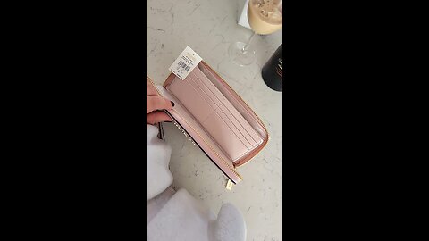 Michael Kors Women's Jet Set Continental Wallet