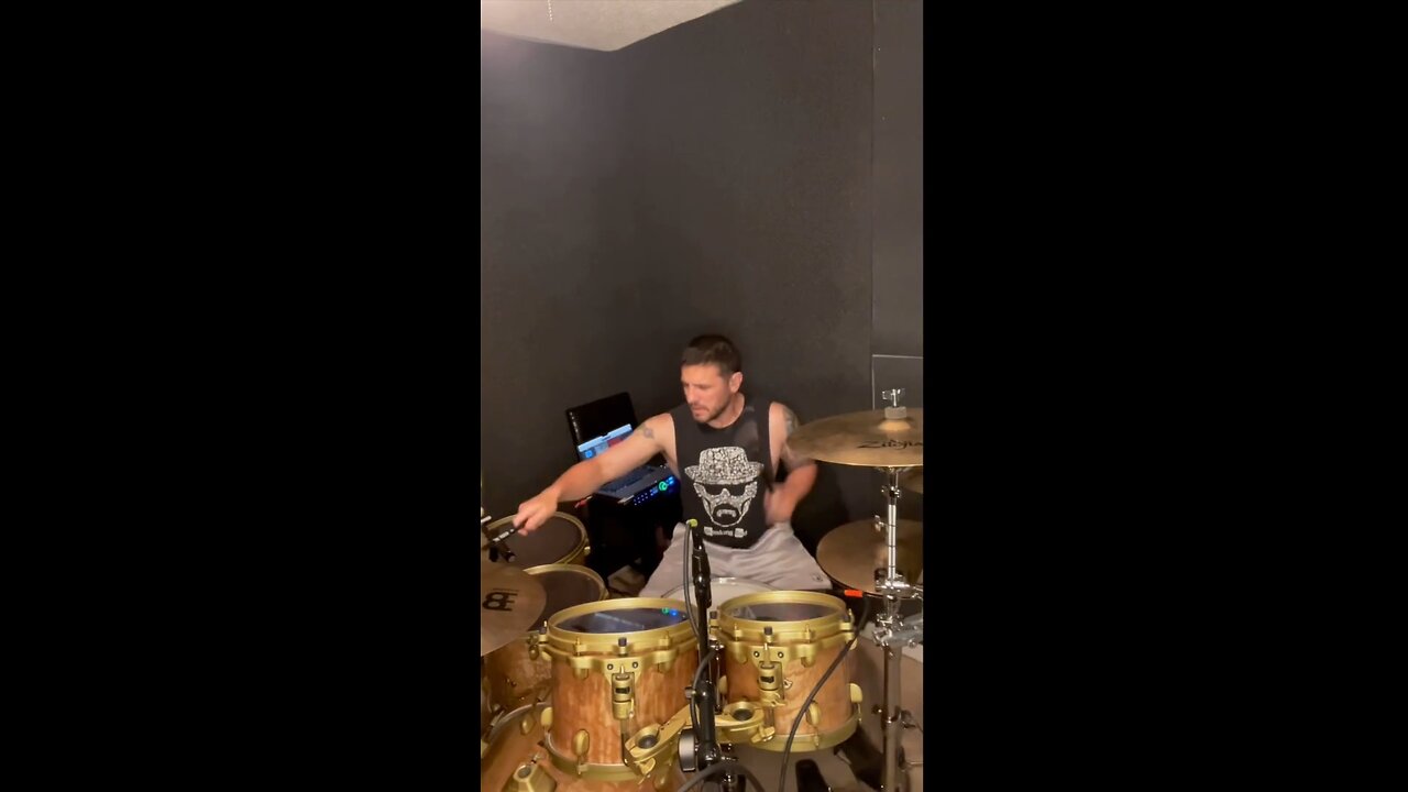 Fun groove and RLRLKK fills