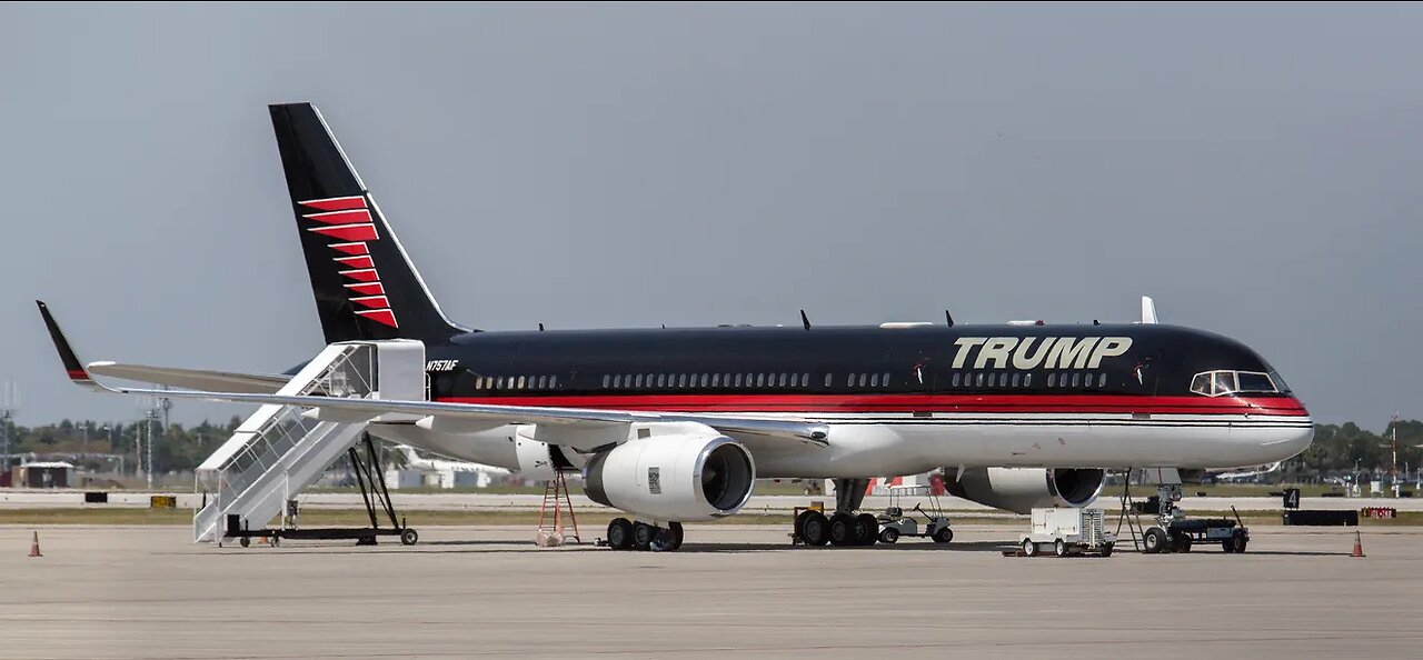 Trump Force One arriving at WAKO TEXAS