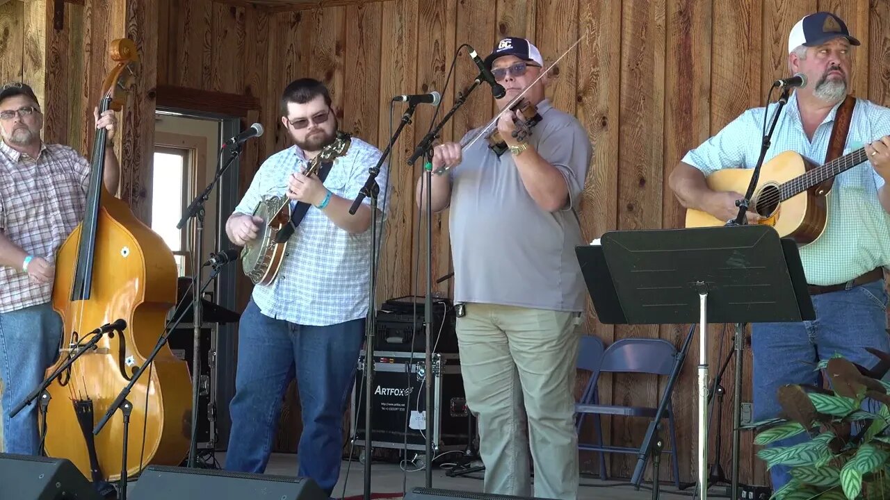 Twin Creeks Stringband - Raleigh and Spencer