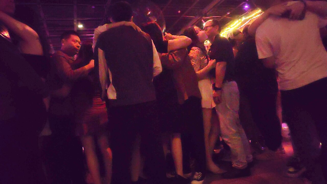 Chinese dance hall that makes men extremely happy 15