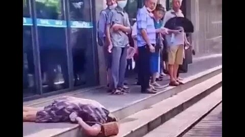 Dropping Like Flies In China 💉👀