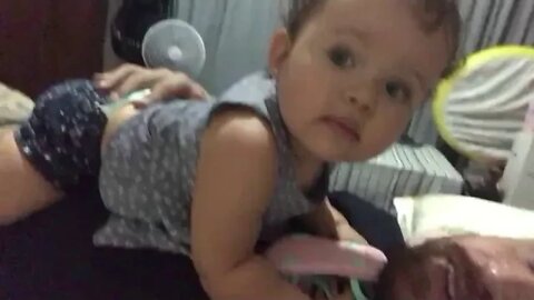 Linda BÉBÉ oi pessoal tudo bem ? BABY hi guys how are you? - बाबी हाय दोस्तों आप कैसे हैं? baabee ha