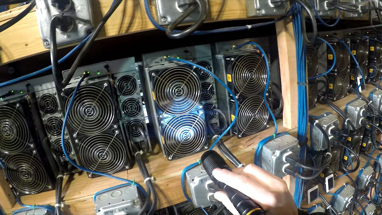 Bitcoin Mining Farm - Checking Asic Miners, Maintenance, PSUs, Hash boards, Routine Check