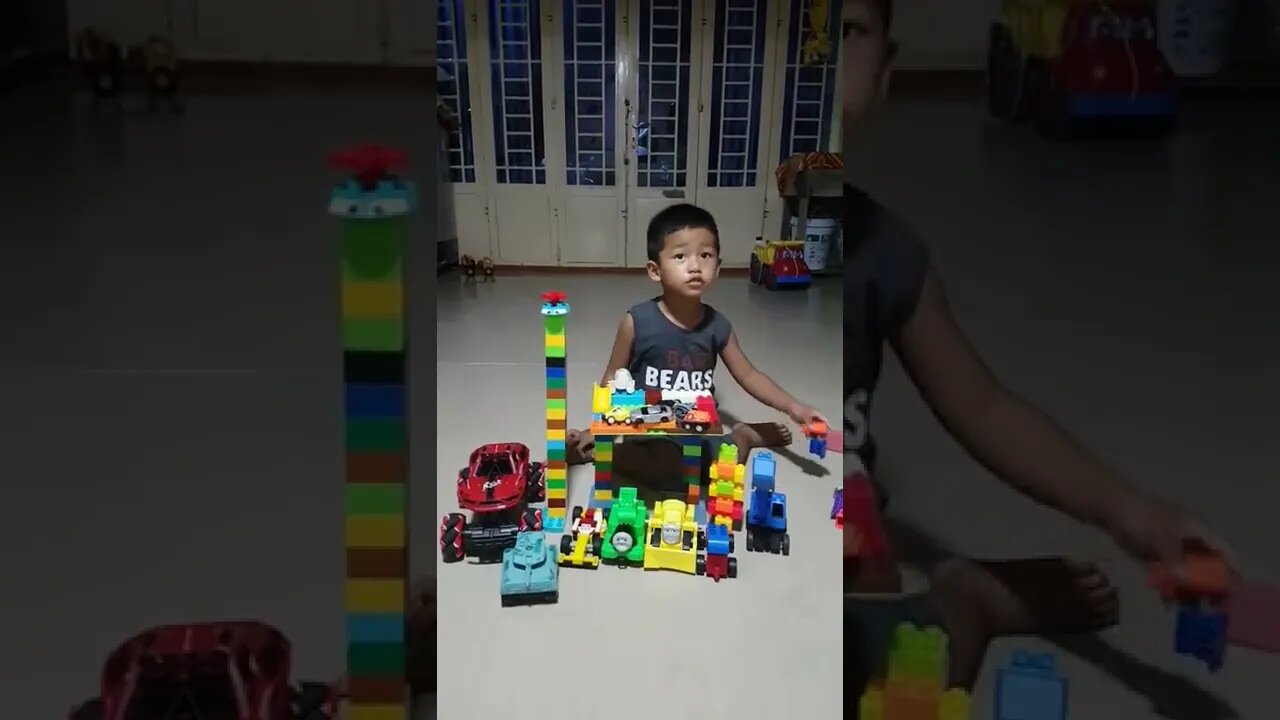 Little Boy play building blocks #shorts
