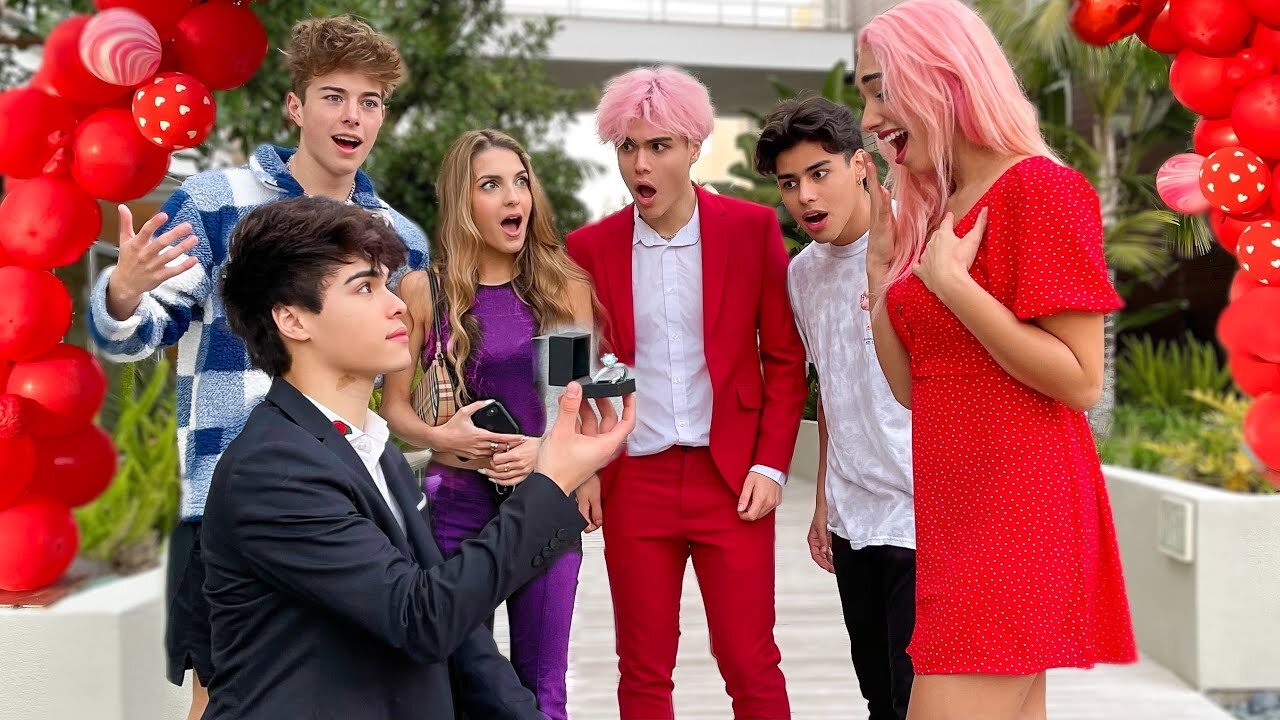 VALENTINE'S DAY PROPOSAL PRANK