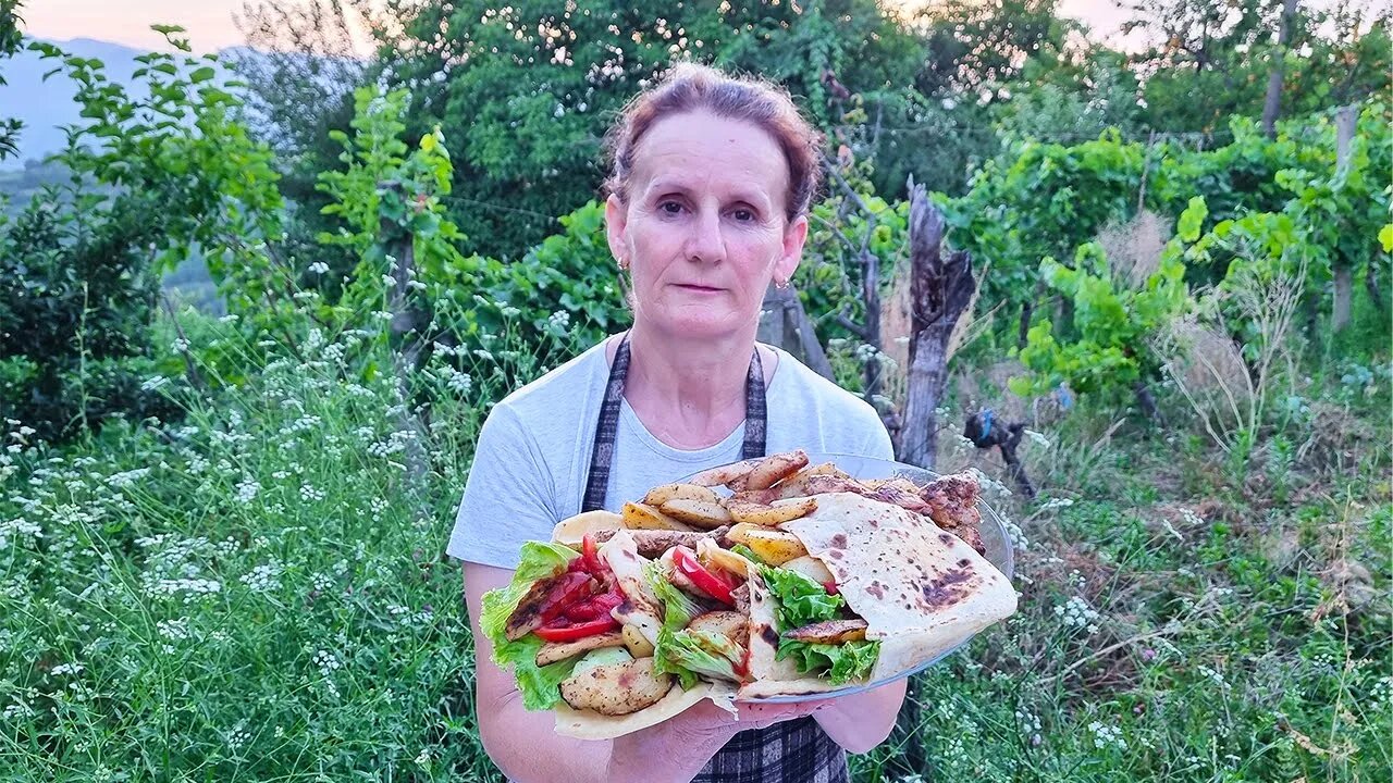 Sufllaqe ne kushte Shtepie.The Best Döner Kebab.