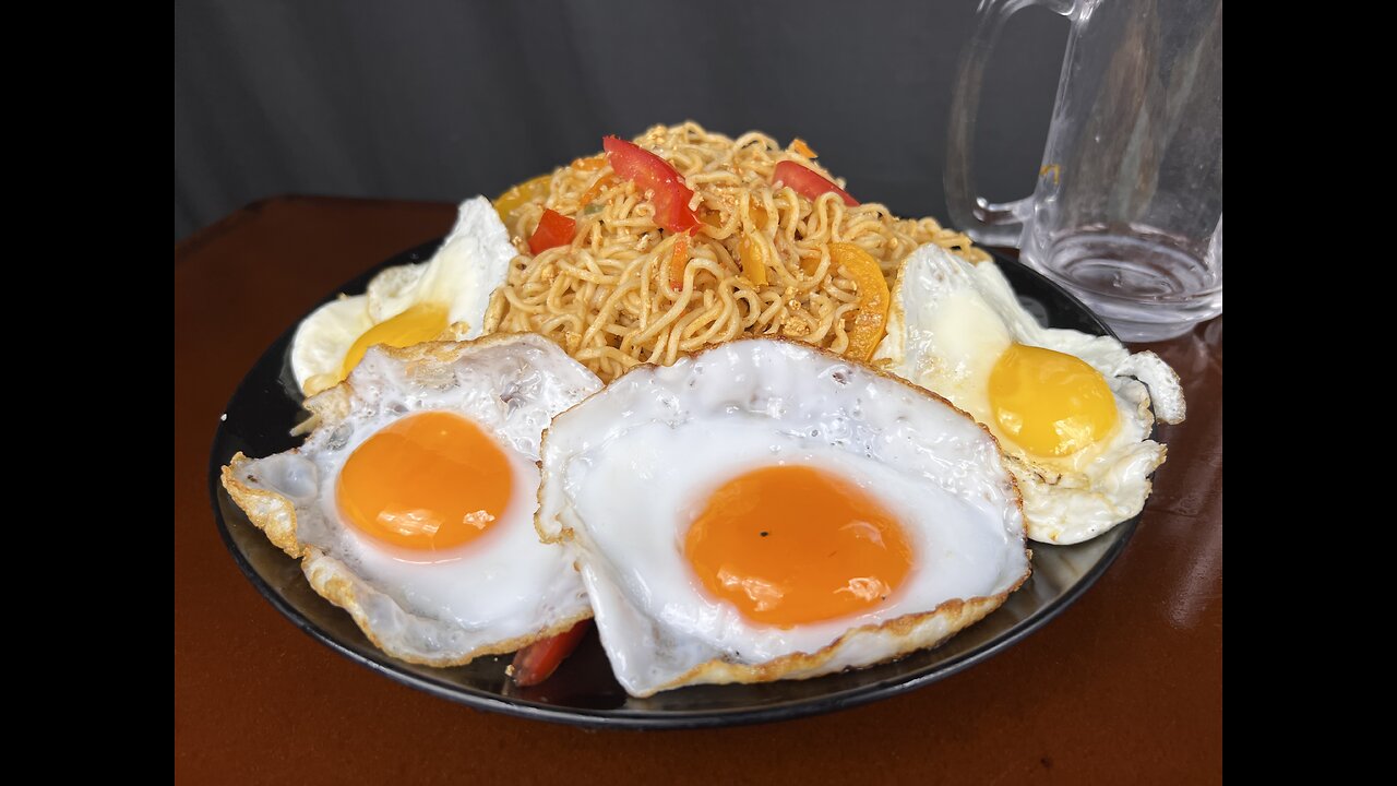 Eggs and noodles