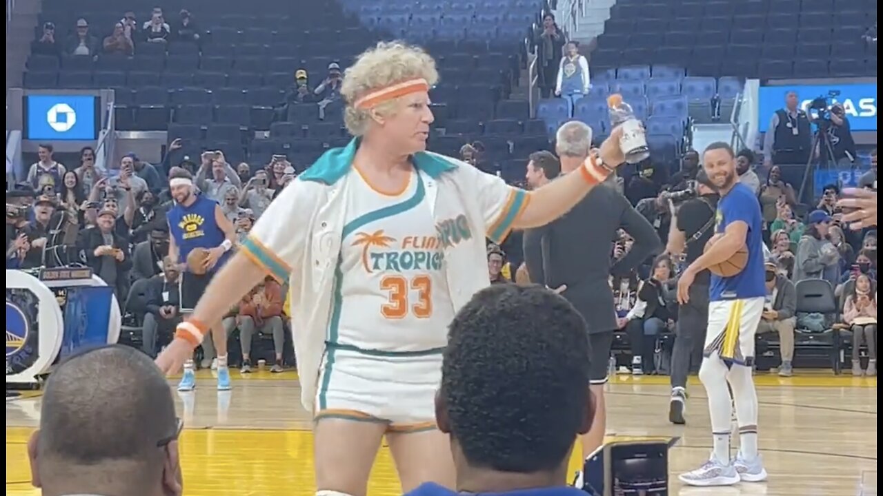 Jackie Moon Warms up with Players Before Warriors Game