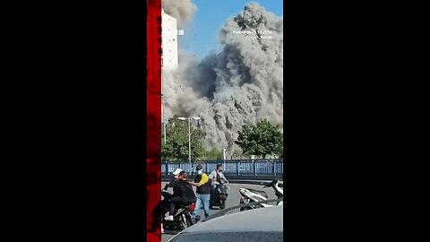 Building collapses in Beirut after Israeli strike on the Lebanese capital. #Lebanon #BBCNews