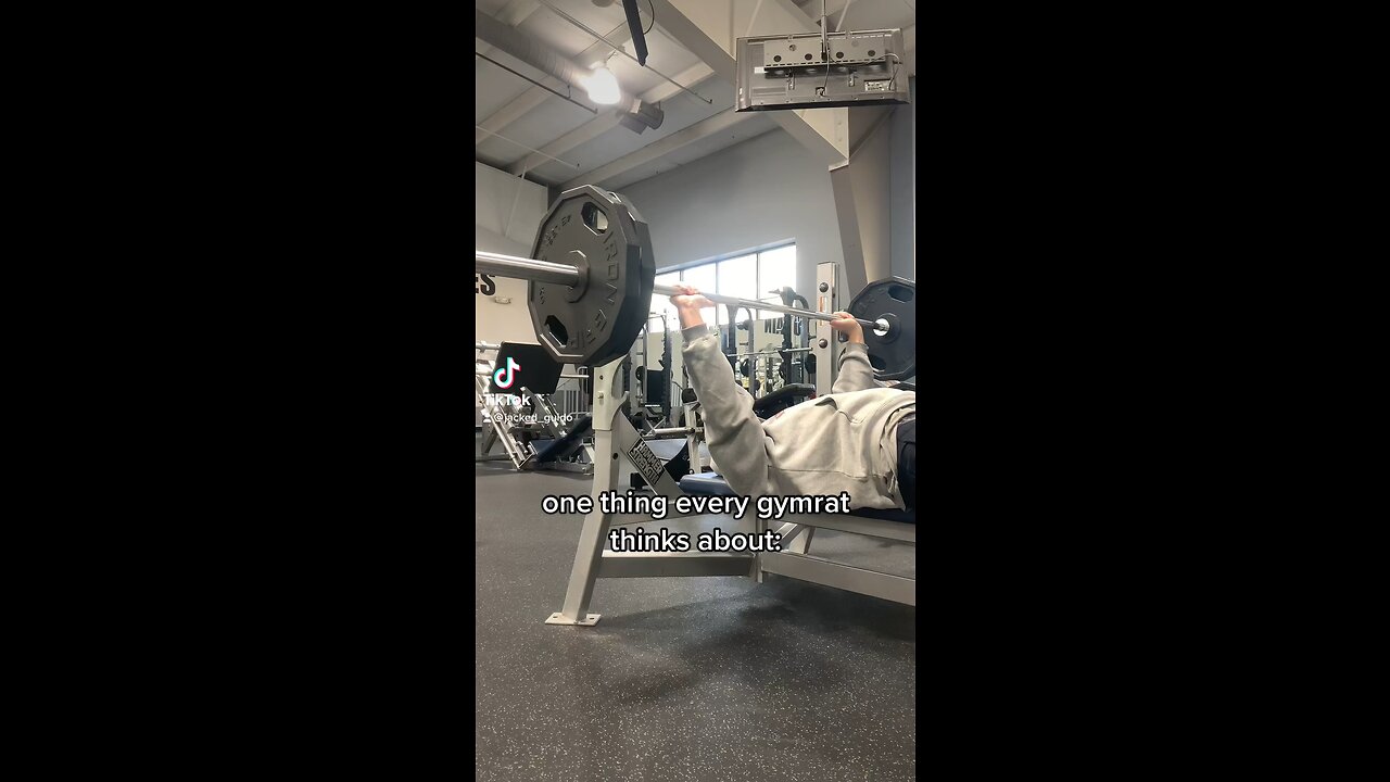 In need of a gym girl