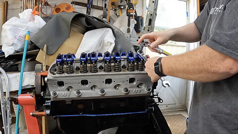 Foxbody 347 Adjusting Valves. Engine Back Together Again