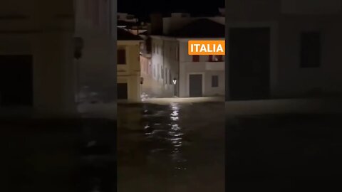 SE AHOGÓ ITALIA TREMENDA LLUVIA RÉCORD MUCHOS QUEDARON SIN HOGAR