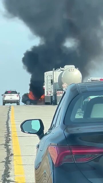 Crash on Cimarron Turnpike