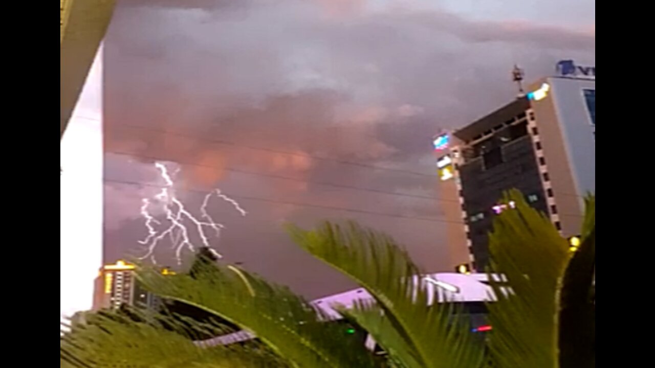 Vietnam weather(Thunders)