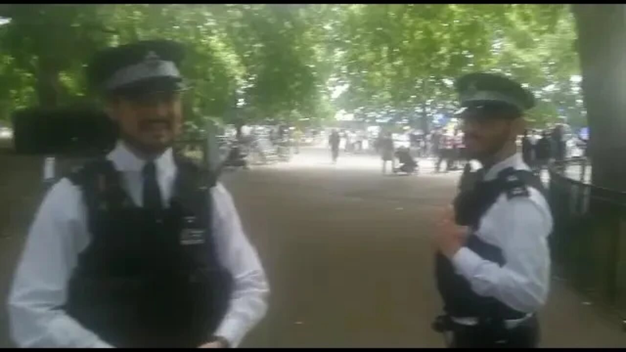 man arrested for saying f..k at speakers corner #speakerscorner