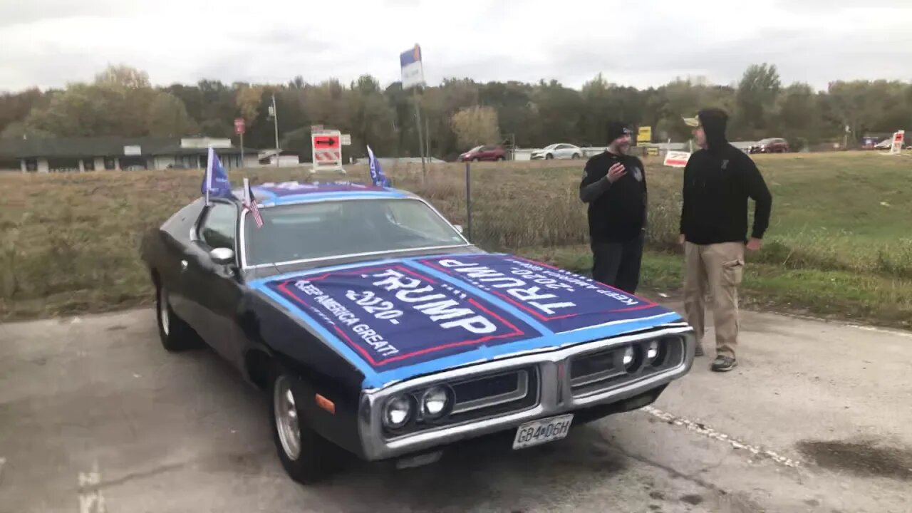 Start of the Trump Road Rally Missouri