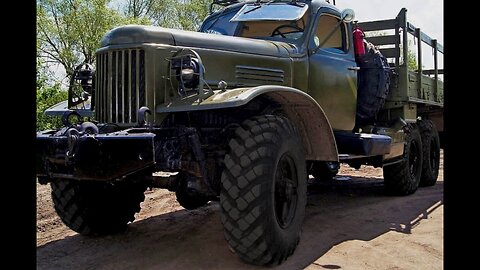 Engine sounds, ZIL 157. Old military truck 6x6, ZIL 157