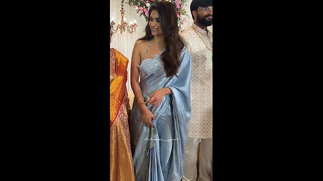 Keerthy Suresh at Producer Ravi kottarakkara daughter wedding #keerthysuresh #keerthy #actress