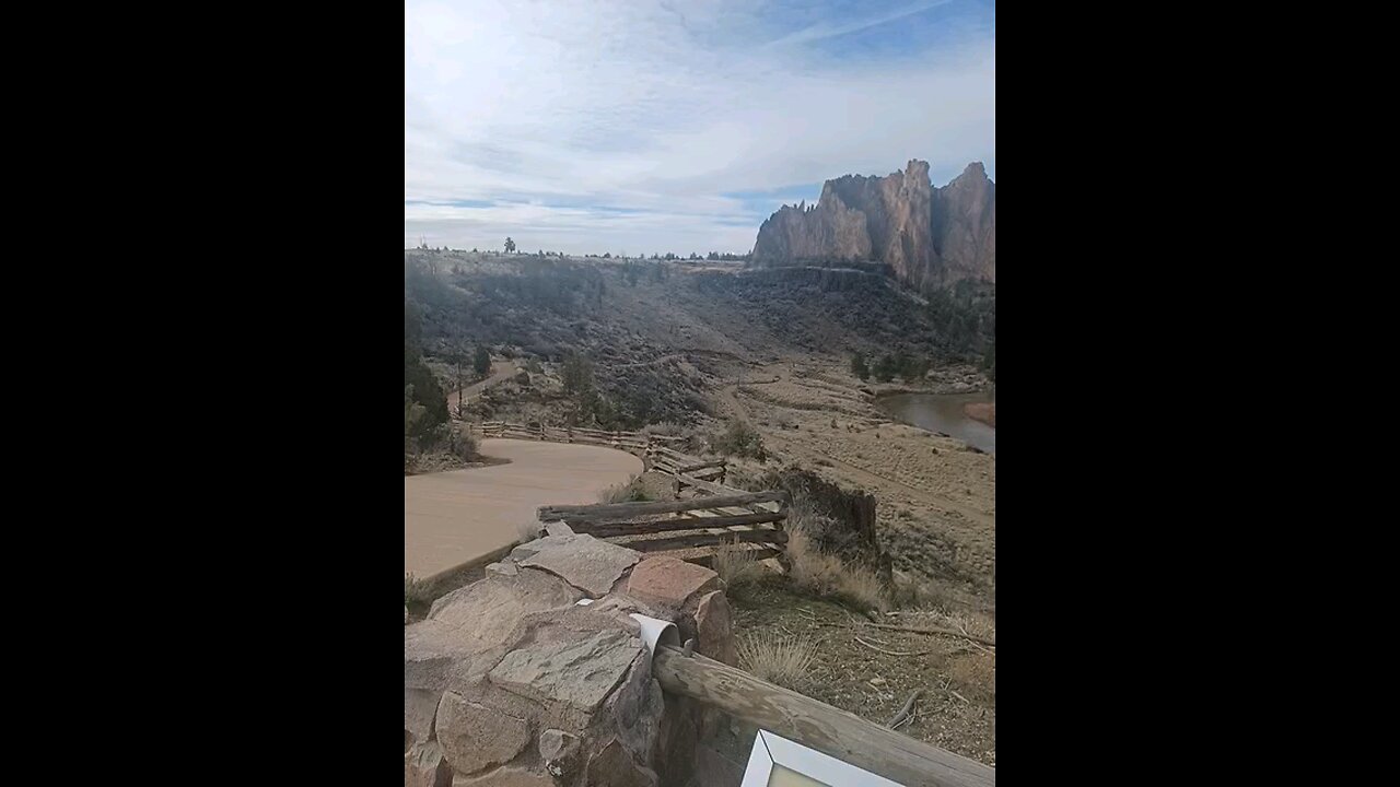 Smith Rock vista point, Oregon