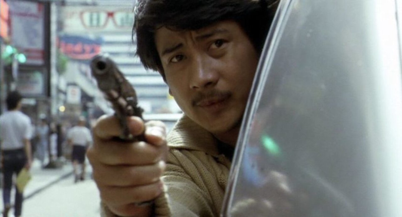 Long Arm of the Law 1984 - Chase through the streets of Hong Kong.