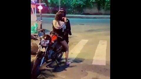 MOTO TAXI RAIZ PEGA A VISAO [ MEMES ]