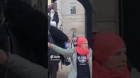 Shouts from the guards #horseguardsparade