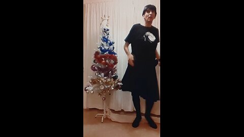 The Androgynous Version Of Rockin` Around The Christmas Tree